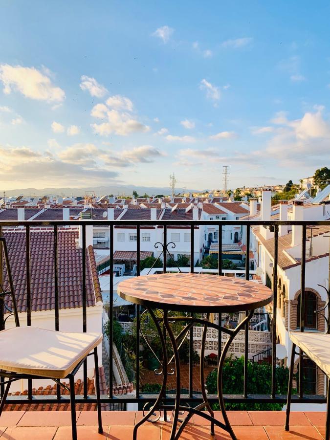 Appartement Stor Vaning I Caleta Hamn à Torre Del Mar Extérieur photo